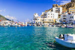 Řecko nabízí rodinnou dovolenou, romantické zájezdy i bujarý single život